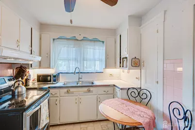 17 Vanderbuilt Place, Woodbridge Township, NJ 07095 - Photo 15