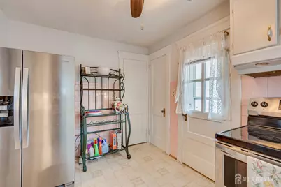 17 Vanderbuilt Place, Woodbridge Township, NJ 07095 - Photo 17