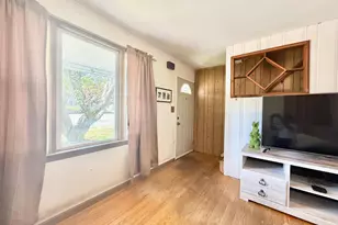 105 Old Post Rd, Edison, NJ 08817 - Photo 7
