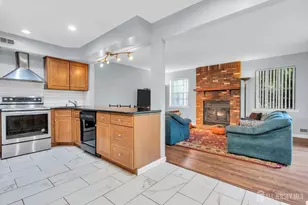 25 Paine Ct, East Brunswick Township, NJ 08816 - Photo 9