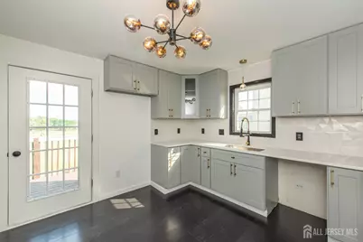 42 Roosevelt Street #B, New Brunswick, NJ 08901 - Photo 9