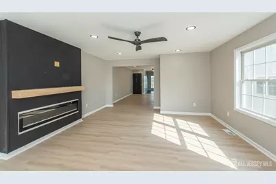 42 Roosevelt Street #B, New Brunswick, NJ 08901 - Photo 5
