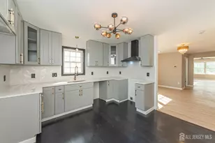 42 Roosevelt St, New Brunswick, NJ 08901 - Photo 7