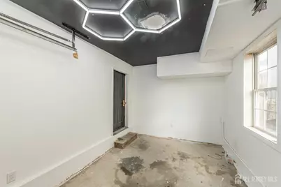42 Roosevelt Street #B, New Brunswick, NJ 08901 - Photo 23