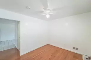 105-R Lowell St, Carteret, NJ 07008 - Photo 7