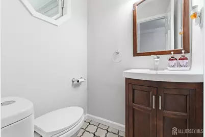 5 McKinley Street, Edison, NJ 08820 - Photo 17