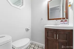 5 McKinley St, Edison, NJ 08820 - Photo 17
