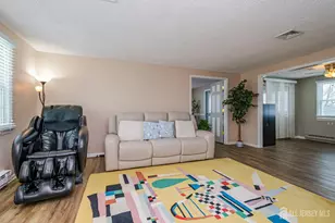 217 Mayflower Way, Monroe Township, NJ 08831 - Photo 7