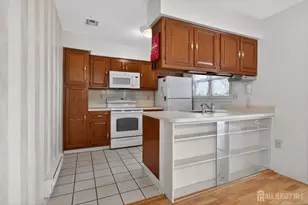 484 Fairton Dr, Monroe Township, NJ 08831 - Photo 13