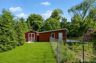 27 Phoenix Ave, Edison, NJ 08837 - Photo 11