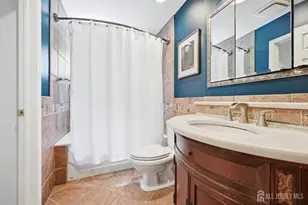 8 Nottingham Dr, East Brunswick Township, NJ 08816 - Photo 7