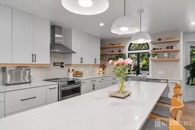 2 Abbott Court, Edison, NJ 08820 - Photo 13