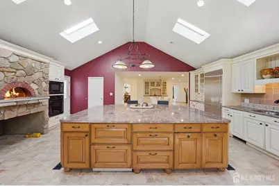 7 Monroe Place, Cranbury Township, NJ 08512 - Photo 7
