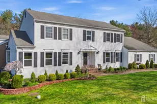 7 Monroe Pl, Cranbury Township, NJ 08512 - Photo 1