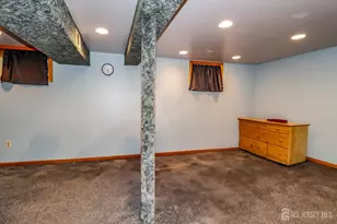 13 Meade St, Sewaren, NJ 07077 - Photo 19