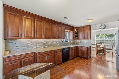 37 Christopher Court, Old Bridge Township, NJ 08857 - Photo 5