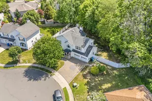 37 Christopher Ct, Old Bridge Township, NJ 08857 - Photo 35