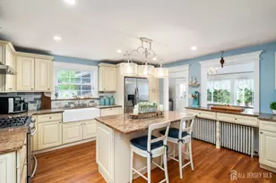 61 Laurel Ave, Franklin Township, NJ 08528 - Photo 5