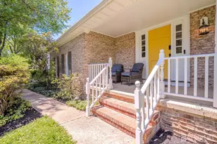 31 Merion Pl, Lawrence Township, NJ 08648 - Photo 5