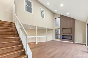 438 Westgate Dr, Edison, NJ 08820 - Photo 23