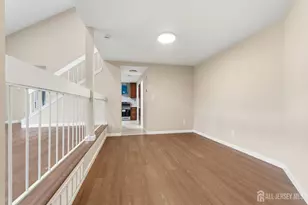 438 Westgate Dr, Edison, NJ 08820 - Photo 11