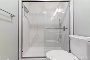 438 Westgate Dr, Edison, NJ 08820 - Photo 37