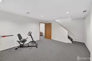 136 Highview Dr, Woodbridge Township, NJ 07095 - Photo 31
