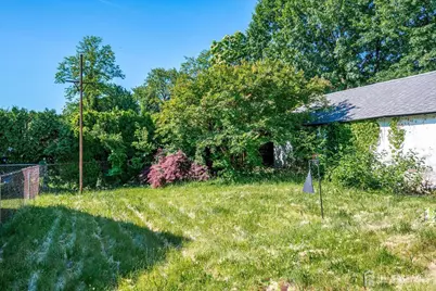 109 2nd Street, Woodbridge Township, NJ 07095 - Photo 3