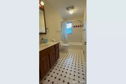 8 Julie Drive, Edison, NJ 08820 - Photo 21