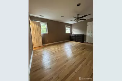 8 Julie Drive, Edison, NJ 08820 - Photo 15
