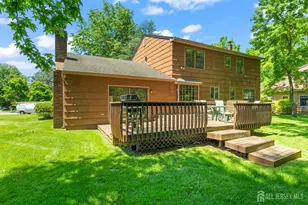 11 Aspen Cir, Edison, NJ 08820 - Photo 33