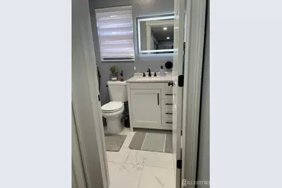 202 N Oaks Boulevard N, North Brunswick Township, NJ 08902 - Photo 17
