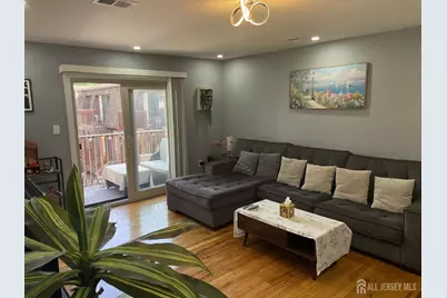 202 N Oaks Boulevard N, North Brunswick Township, NJ 08902 - Photo 5