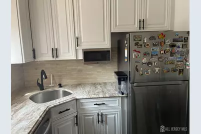202 N Oaks Boulevard N, North Brunswick Township, NJ 08902 - Photo 9