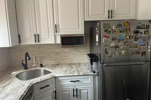 202 N Oaks Blvd N, North Brunswick Township, NJ 08902 - Photo 9