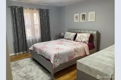 202 N Oaks Boulevard N, North Brunswick Township, NJ 08902 - Photo 13