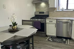 202 N Oaks Blvd N, North Brunswick Township, NJ 08902 - Photo 11