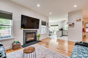 54 Hillcrest Ave, Iselin, NJ 08830 - Photo 11