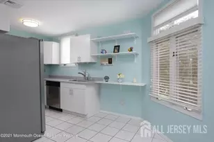 100 1st St, Keyport, NJ 07735 - Photo 9