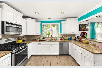 25 S 7th Avenue, Highland Park, NJ 08904 - Photo 11