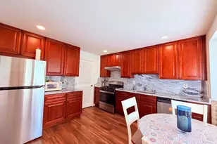918 Plymouth Rd, North Brunswick Township, NJ 08902 - Photo 13