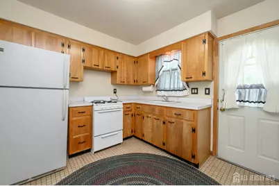 70 Gordon Avenue, Old Bridge Township, NJ 08857 - Photo 7