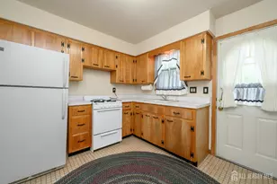 70 Gordon Ave, Old Bridge Township, NJ 08857 - Photo 7
