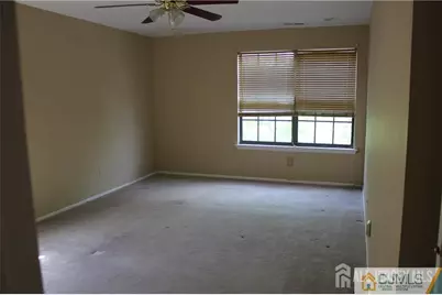 82 Keystone Court, Edison, NJ 08817 - Photo 5