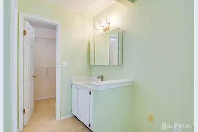 19 Fairway Boulevard, Monroe Township, NJ 08831 - Photo 21