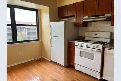1941 Raspberry Court, Edison, NJ 08817 - Photo 3