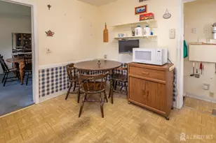 95 Jeffery Rd, Colonia, NJ 07067 - Photo 13
