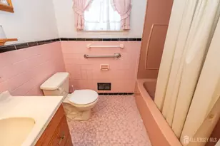 95 Jeffery Rd, Colonia, NJ 07067 - Photo 19