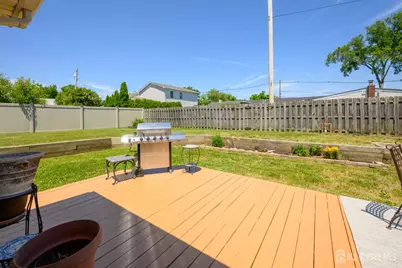 40 Pomona Boulevard, Old Bridge Township, NJ 07735 - Photo 33