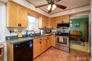 40 Pomona Blvd, Old Bridge Township, NJ 07735 - Photo 11